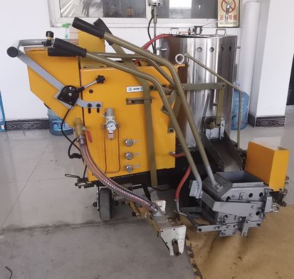 Machine de marquage électronique de lignes de route thermoplastique pour la marquage du bruit