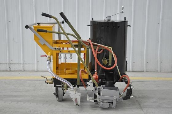 Machine à tracer les lignes routières thermoplastiques poussée, patin de différentes tailles
